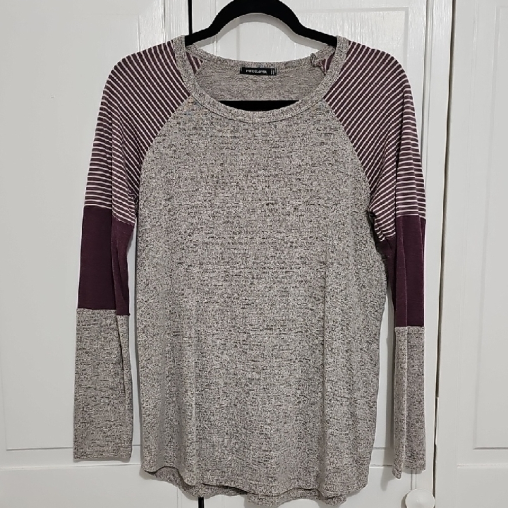 Pink Clover Heather Gray Top with Plum Stripe Raglan Sleeves
